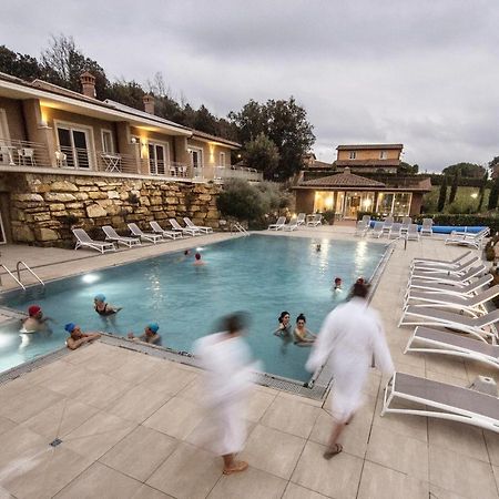 Apartments In Residence With Swimming Pool In מונטורדי מריטימו מראה חיצוני תמונה